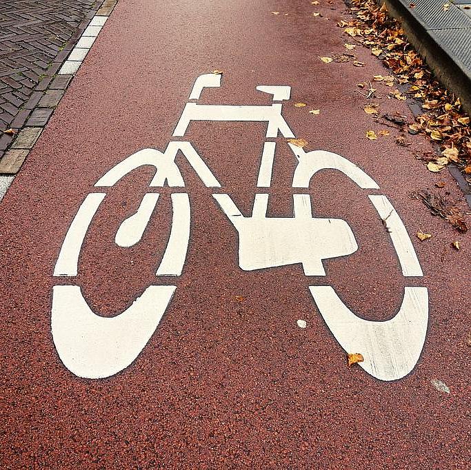 Radweg im Herbst